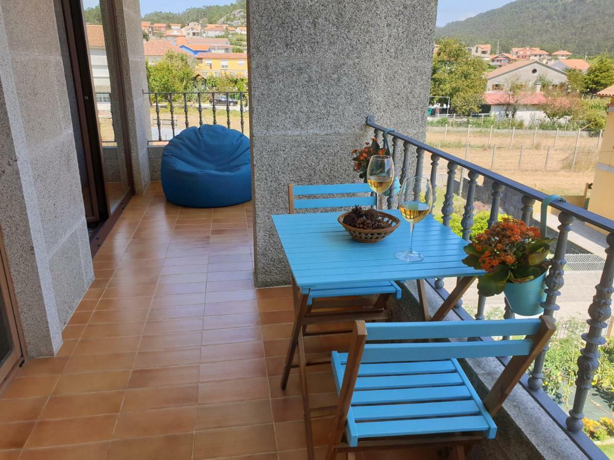Apartamentos Ria De Aldán エクステリア 写真